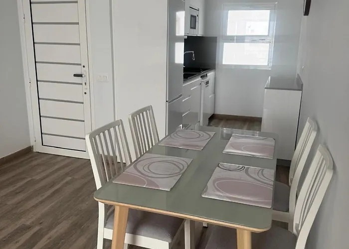 Omayra Apartment Tias